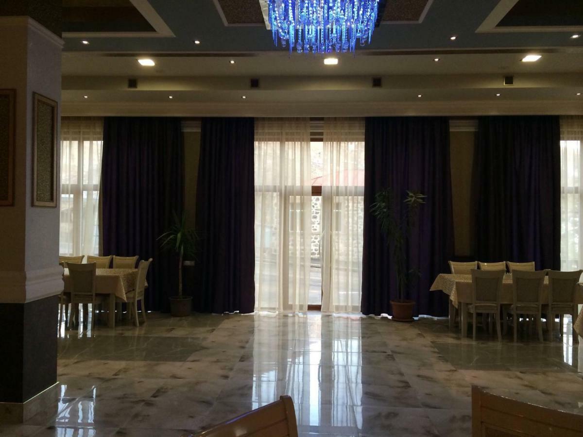 Lara Hotel Goris Ngoại thất bức ảnh