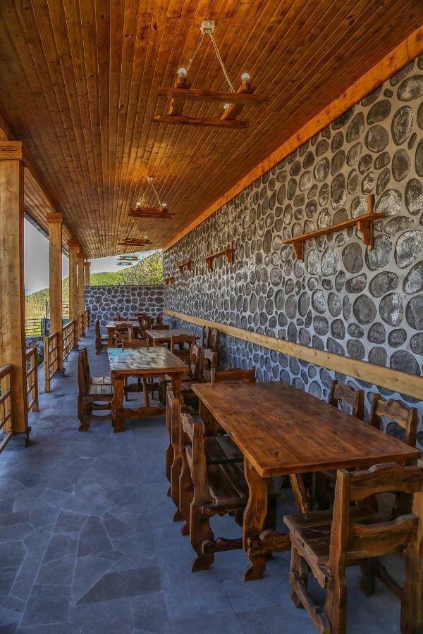 Lara Hotel Goris Ngoại thất bức ảnh